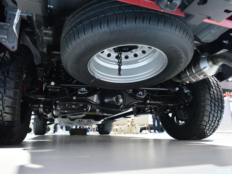 长安汽车 长安览拓者 2023款 探索版 2.0T 自动 四驱 标箱