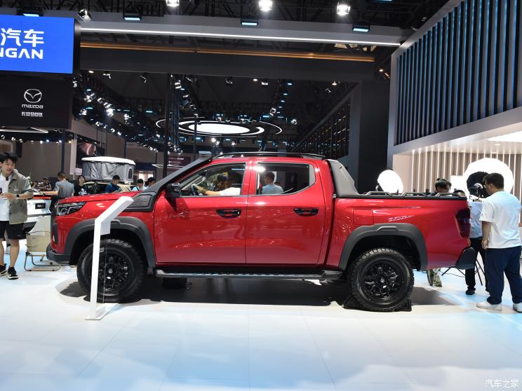 长安汽车 长安览拓者 2023款 探索版 2.0T 自动 四驱 标箱