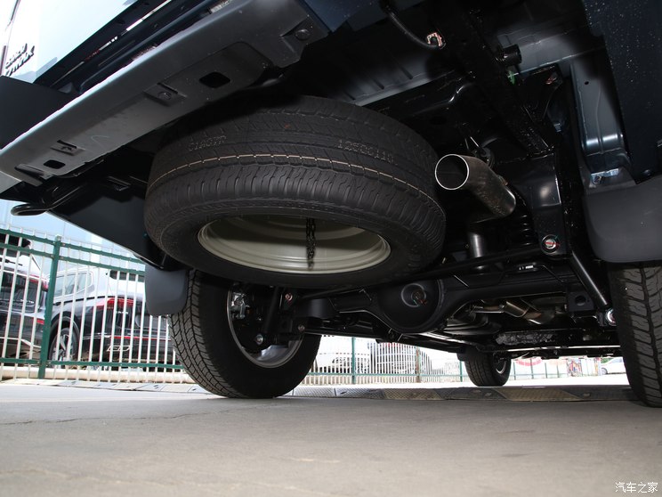 江西五十铃 D-MAX 2023款 1.9T自动四驱V-CROSS畅领型