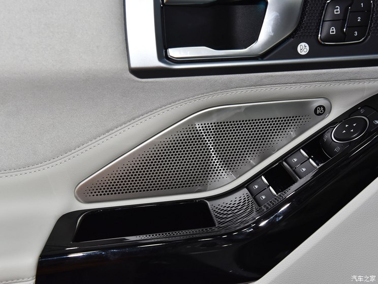 长安福特 探险者 2023款 EcoBoost 285 四驱赤金版 6座