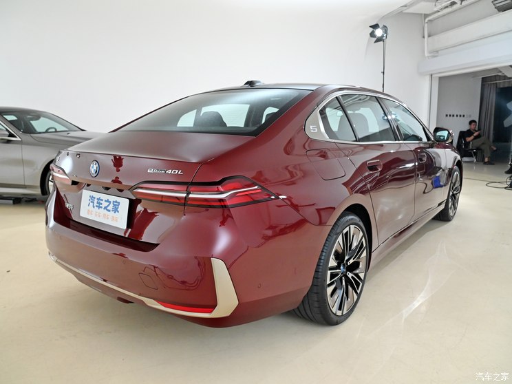 华晨宝马 宝马i5 2024款 eDrive 40L 豪华套装