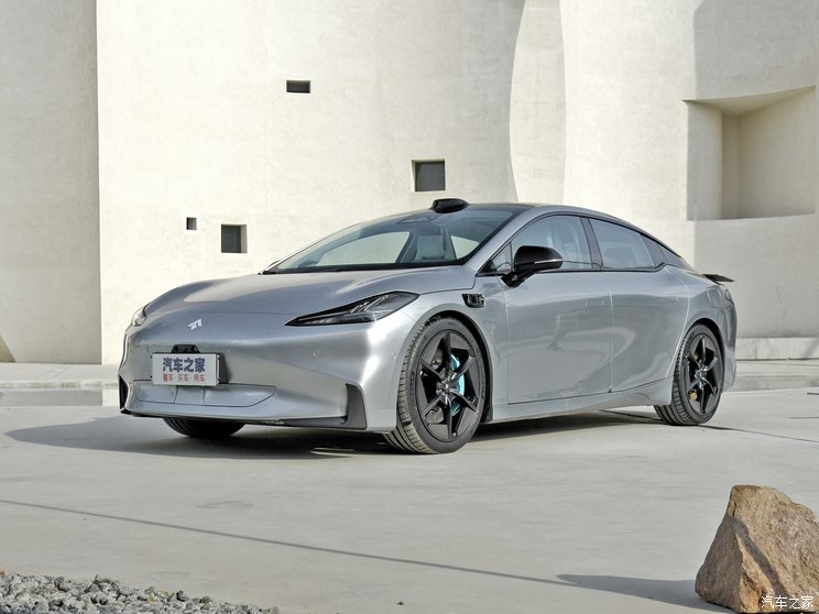 埃安 昊铂GT 2023款 710后驱超充七翼版