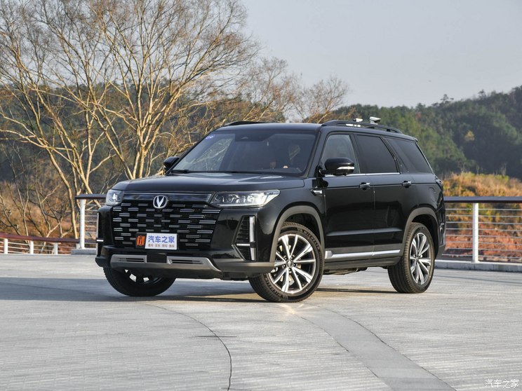 长安汽车 长安CS95 2023款 2.0T 四驱尊贵型PLUS