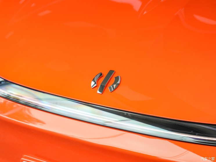 华人运通 高合HiPhi X 2022款 创远版6座 长续航版